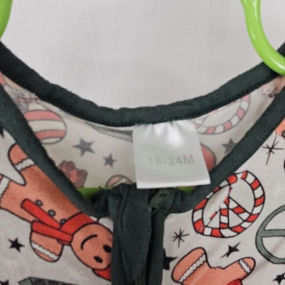 Gingerbread Peace Sign Lego Skateboard Baby Size 18-24 M Bamboo Like Sleeper - Picture 4 of 7